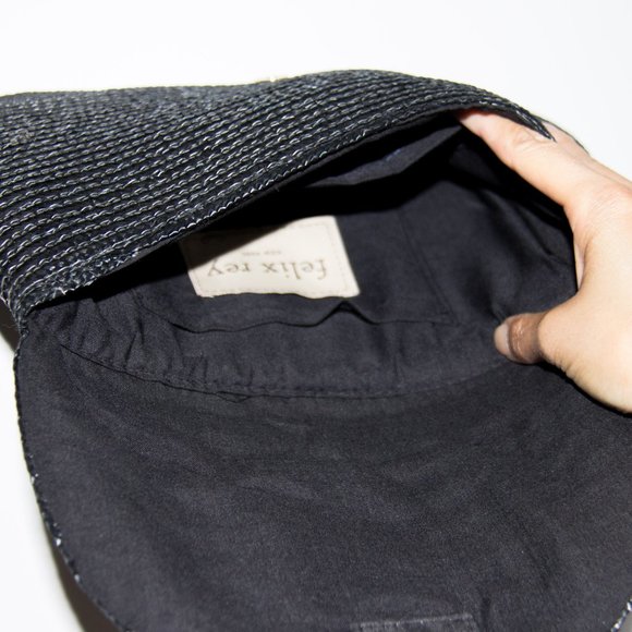 DELIX REY Black Straw Sea Shell Clutch RARE !! - Picture 5 of 5